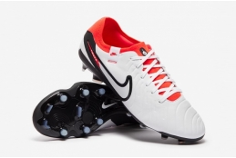 Футбольные бутсы Nike Tiempo Legend X Pro FG DV4333-100