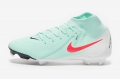 Футбольные бутсы Nike Phantom Luna II Academy MG FD6725-300