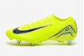 Футбольные бутсы Nike Air Zoom Mercurial Vapor 16 Elite SG-Pro FQ8688-700