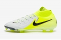 Детские футбольные бутсы Nike Phantom Luna II Elite FG Junior FJ2572-003