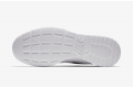Кроссовки Nike Tanjun 812654-101