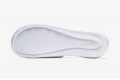 Тапочки Nike Victori One Slide CN9675-100