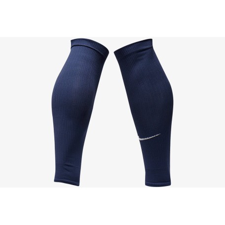Футбольные гетры Nike Strike Sleeve WC22 Team FQ8282-410