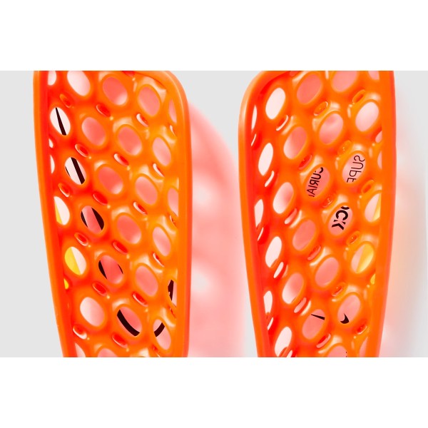 Щитки Nike Mercurial Flylite Superlock DN3608-830