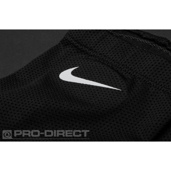 Панчохи для щитків Nike Guard Lock Elite Sleeves Black SE0173-011