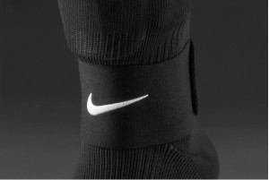 Фіксатор для щитків Nike Guard Stay Black SE0047-001