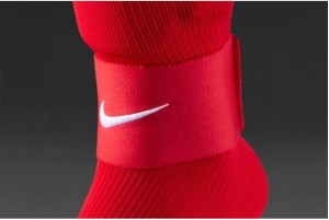 Фіксатор для щитків Nike Guard Stay Red SE0047-610