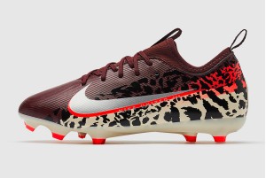 Детские футбольные бутсы Nike Air Zoom Mercurial Vapor 16 Academy NU3 MG Junior IO8474-661