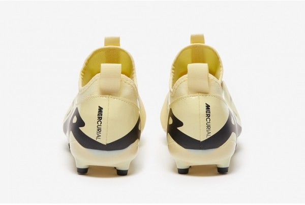 Дитячі футбольні бутси Nike Air Zoom Mercurial Vapor 15 Academy MG Junior DJ5617-700