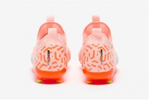 Дитячі футбольні бутси Nike Air Zoom Mercurial Vapor 15 Academy NU MG Junior DZ3470-800
