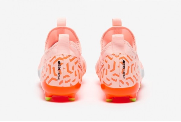 Дитячі футбольні бутси Nike Air Zoom Mercurial Vapor 15 Academy NU MG Junior DZ3470-800