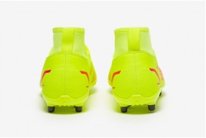 Детские футбольные бутсы Nike Mercurial Superfly 8 Club MG Junior CV0790-760