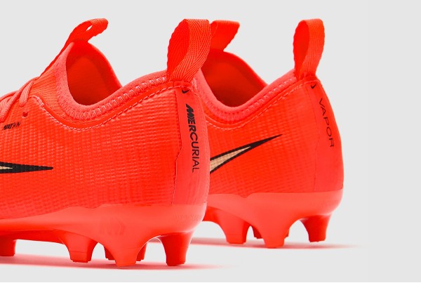 Детские футбольные бутсы Nike Mercurial Vapor 17 Academy MG Junior IM7359-600