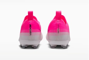 Детские футбольные бутсы Nike Air Zoom Mercurial Vapor 17 Academy MG T Junior IO8239-900