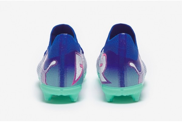 Дитячі футбольні бутси Puma Future 7 Pro MG Junior 107944-01
