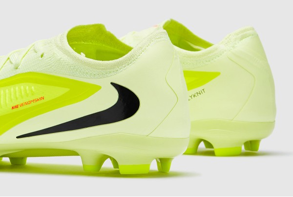 Детские футбольные бутсы Nike Phantom 6 Pro Low MG Junior HM9204-800