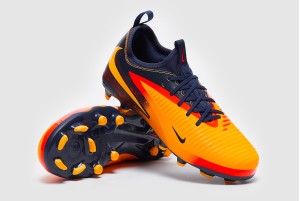 Дитячі футбольні бутси Nike Phantom 6 Academy x Haalland MG Junior HQ2032-800