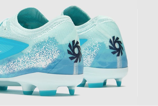 Детские футбольные бутсы Nike Phantom 6 Pro Low x Haaland MG Junior HQ2047-401