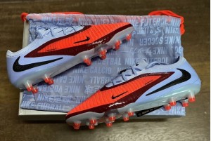 Детские футбольные бутсы Nike Phantom 6 Elite Low AG-Pro Junior HQ2335-400