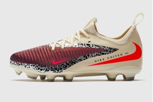 Детские футбольные бутсы Nike Phantom 6 Academy NU3 MG Junior IO8480-661
