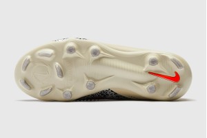 Детские футбольные бутсы Nike Phantom 6 Academy NU3 MG Junior IO8480-661