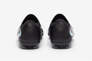 Детские футбольные бутсы Nike Phantom 6 Pro Low MG Junior HM9204-003