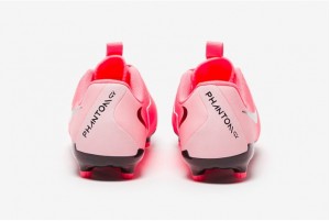 Детские футбольные бутсы Nike Phantom GX II Academy MG Junior FD6722-600