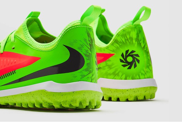 Дитячі сороконіжки Nike Phantom 6 Academy Low x Haaland TF Junior HQ2040-603