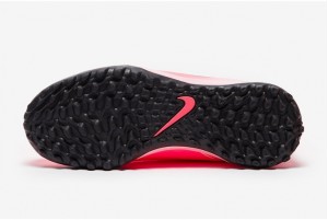 Детские сороконожки Nike Phantom Luna II Academy TF Junior FJ2610-600