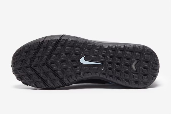 Детские сороконожки Nike Air Zoom Mercurial Vapor 16 Academy TF Junior FQ8284-001