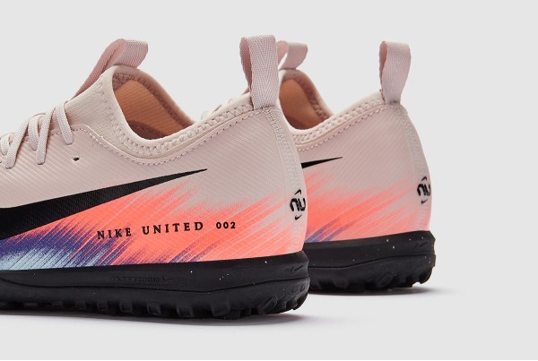 Детские сороконожки Nike Air Zoom Mercurial Vapor 16 Academy NU2 TF Junior IB1514-600