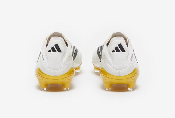 Футбольні бутси Adidas Copa Pure III Elite FG (ШКІРА) JH6303