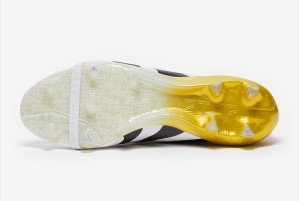 Футбольные бутсы Adidas Predator Elite Tongue FG JI1095