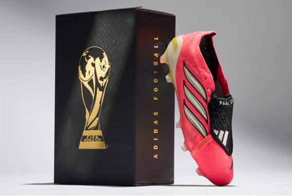 Футбольные бутсы Adidas Predator Elite Tongue FG JP6237