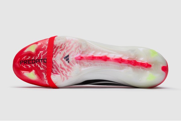 Футбольные бутсы Adidas Predator Elite Tongue FG JS0380
