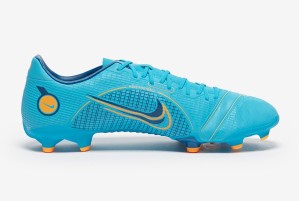 Футбольні бутси Nike Mercurial Vapor 14 Academy MG DJ2869-484