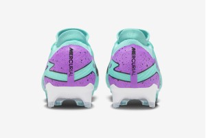 Футбольные бутсы Nike Air Zoom Mercurial Vapor 15 Pro FG DJ5603-300