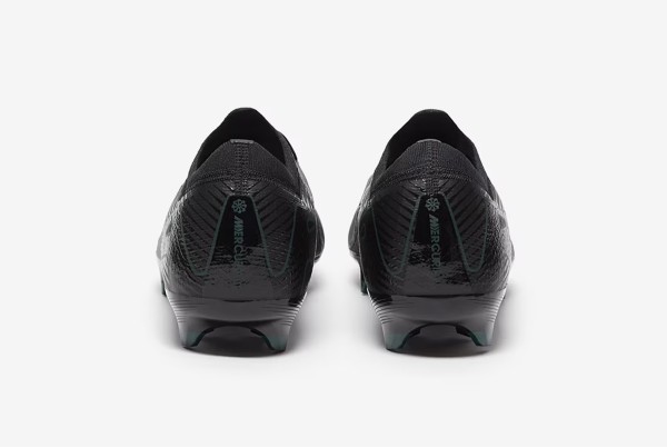 Футбольные бутсы Nike Air Zoom Mercurial Vapor 16 Pro FG FQ8685-002