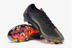 Футбольные бутсы Nike Air Zoom Mercurial Vapor 16 Elite x AM95 SE FG HV9915-001