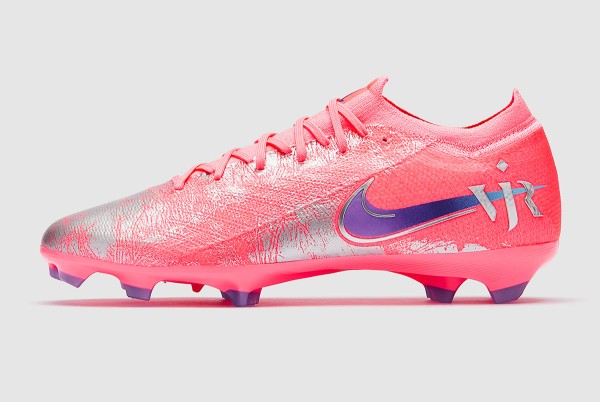 Футбольные бутсы Nike Air Zoom Mercurial Vapor 16 x Vini FG IO9813-640