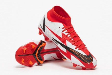 Футбольные бутсы Nike Mercurial Superfly 8 Academy CR7 MG DB2854-600