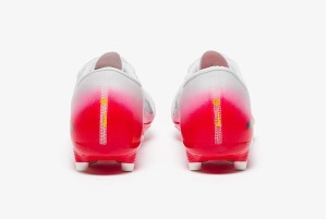 Футбольные бутсы Nike Air Zoom Mercurial Vapor 16 Academy LV8 MG HJ7332-600