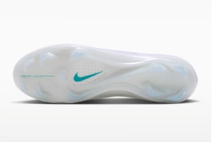 Футбольные бутсы Nike Mercurial Vapor 17 Elite FG IF8508-102
