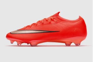 Футбольные бутсы Nike Mercurial Vapor 17 Elite FG IF8508-600