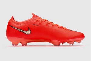 Футбольные бутсы Nike Mercurial Vapor 17 Elite FG IF8508-600