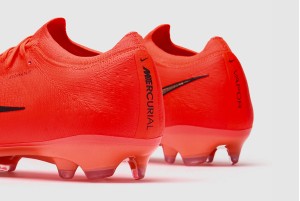 Футбольные бутсы Nike Mercurial Vapor 17 Elite FG IF8508-600