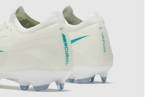 Футбольные бутсы Nike Mercurial Vapor 17 Pro FG IF8512-102