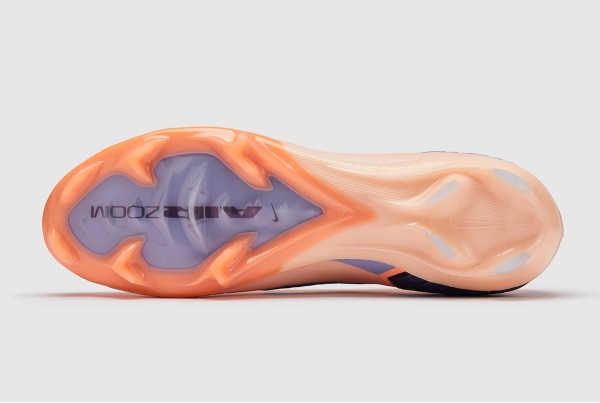 Футбольные бутсы Nike Air Zoom Mercurial Vapor 16 Elite FG IO8214-850