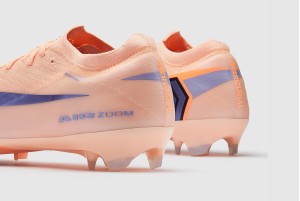 Футбольные бутсы Nike Air Zoom Mercurial Vapor 16 Elite FG IO8214-850