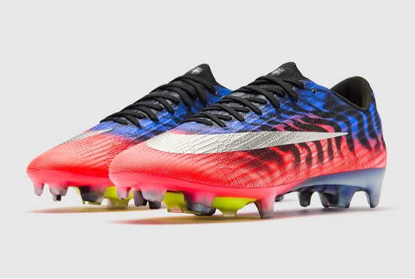 Футбольные бутсы Nike Air Zoom Mercurial Superfly 11 Elite SE FG IR0119-900